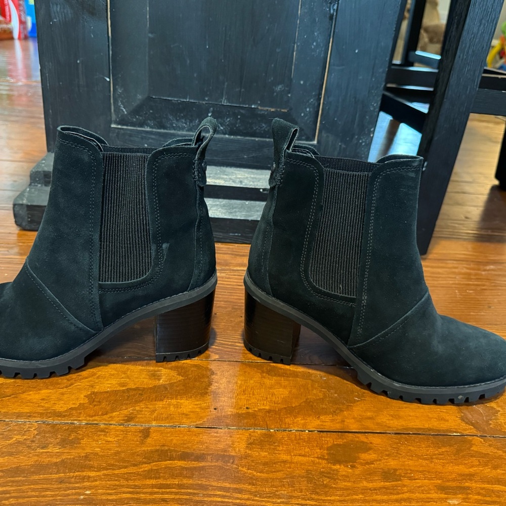 UGG Black Heeled Boots with Chunky Block Heel